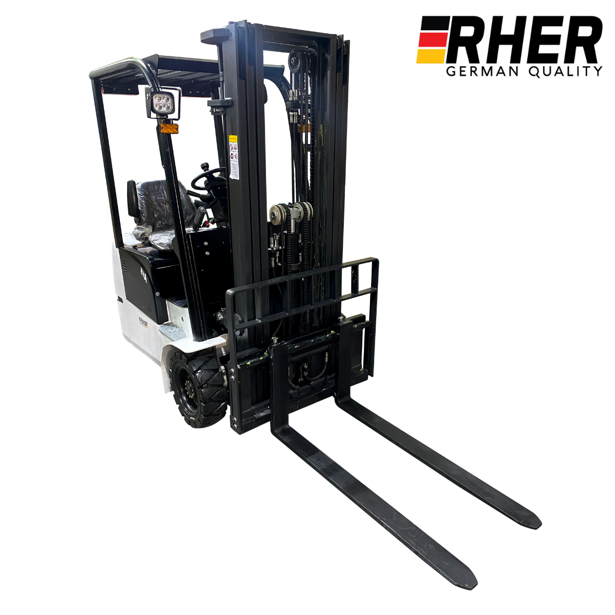 1.5 tons / 4.5 metros / Grúa Horquilla Eléctrica Marca RHER (Alemana) Free Lift - Importadora RC